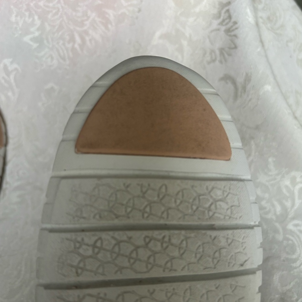 Cole Haan Zerogrand Pink Quilted w/Metallic Accents Sneakers, Size 7.5 - Picture 11 of 12